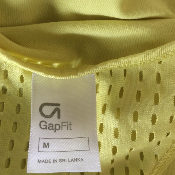 Gap Workout top - Picture 4 of 4